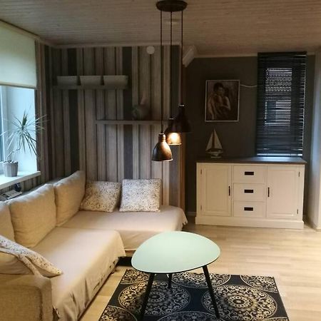 Quiet Place With Garden Studio Apartment Tallinn Luaran gambar